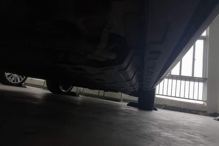 Used EXEED Lanyue C-DM 2025 180 Ultra-Long Range Ultra All-Wheel Drive 6-Seater Right Side Sill
