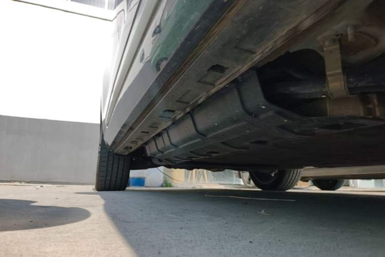 Used EXEED Lanyue C-DM 2025 180 Ultra-Long Range Ultra All-Wheel Drive 6-Seater Right Side Sill
