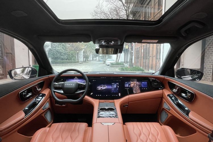 Used EXEED Lanyue C-DM 2025 180 Ultra-Long Range Ultra All-Wheel Drive 7-Seater Steering Wheel