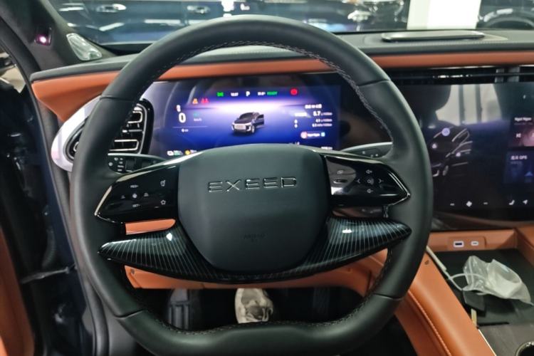 Used EXEED Lanyue C-DM 2025 180 Ultra-Long Range Ultra All-Wheel Drive 6-Seater Steering Wheel