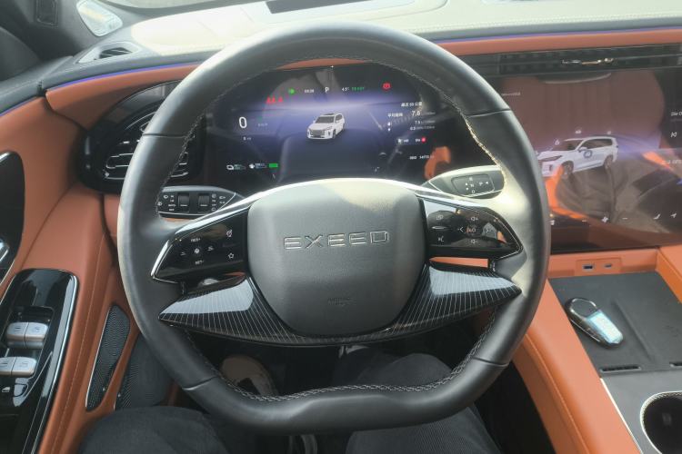 Used EXEED Lanyue C-DM 2025 180 Ultra-Long Range Ultra All-Wheel Drive 6-Seater Steering Wheel