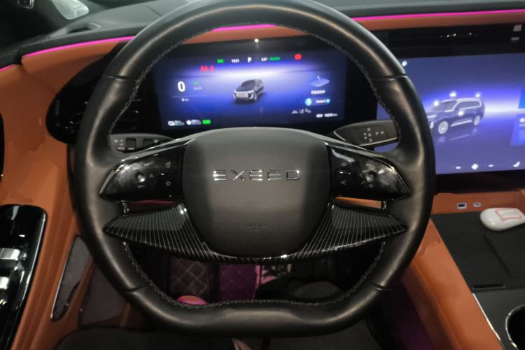 Used EXEED Lanyue C-DM 2025 180 Ultra-Long Range Ultra All-Wheel Drive 6-Seater Steering Wheel