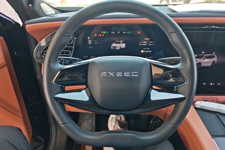Used EXEED Lanyue C-DM 2025 180 Ultra-Long Range Ultra All-Wheel Drive 6-Seater Steering Wheel