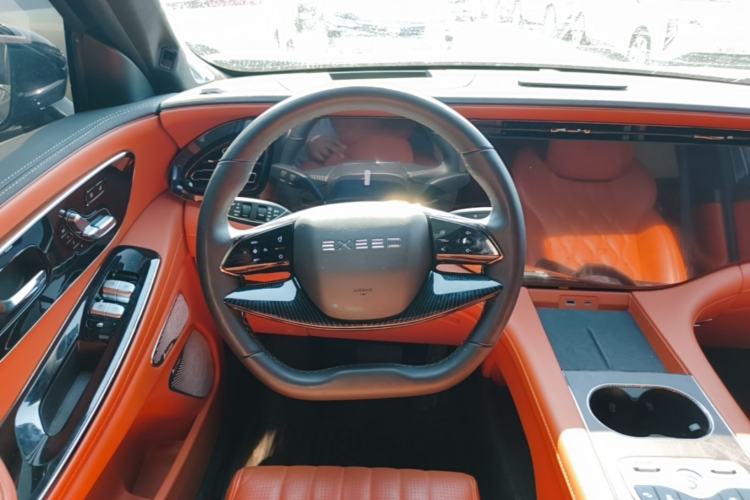 Used EXEED Lanyue C-DM 2025 180 Ultra-Long Range Ultra All-Wheel Drive 6-Seater Steering Wheel