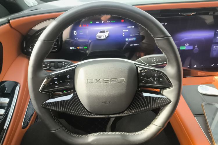 Used EXEED Lanyue C-DM 2025 180 Ultra-Long Range Ultra All-Wheel Drive 6-Seater Steering Wheel