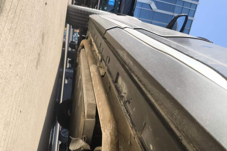 Used EXEED Lanyue C-DM 2025 180 Ultra-Long Range Max All-Wheel Drive 6-Seater Left Side Sill