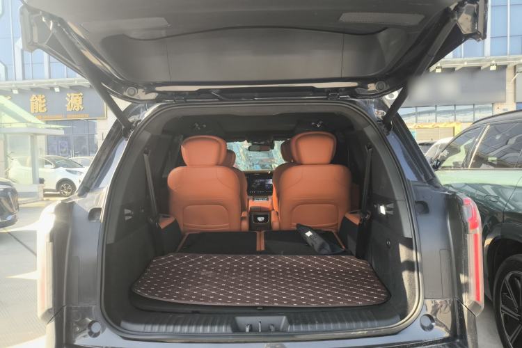 Used EXEED Lanyue C-DM 2025 180 Ultra-Long Range Max All-Wheel Drive 6-Seater Trunk