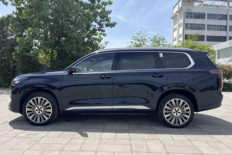 Used EXEED Lanyue C-DM 2025 180 Ultra-Long Range Ultra All-Wheel Drive 6-Seater Exterior 3