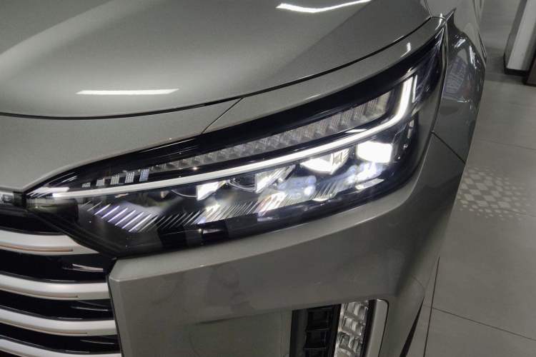 Used EXEED Lanyue C-DM 2025 180 Ultra-Long Range Max All-Wheel Drive 6-Seater Left Front Headlight