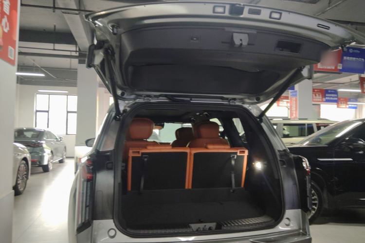 Used EXEED Lanyue C-DM 2025 180 Ultra-Long Range Max All-Wheel Drive 6-Seater Trunk