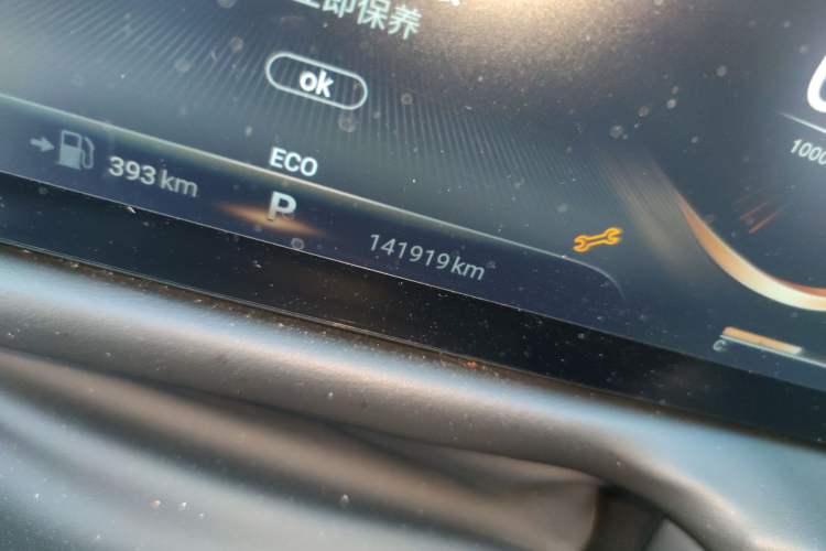 Used EXEED Lingyun 2021 290T Two-Wheel Drive Starry Edition Odometer Close Up