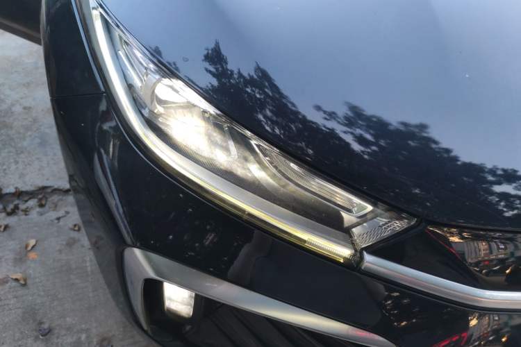 Used EXEED Lingyun 2021 290T Two-Wheel Drive Starry Edition Right Front Headlight