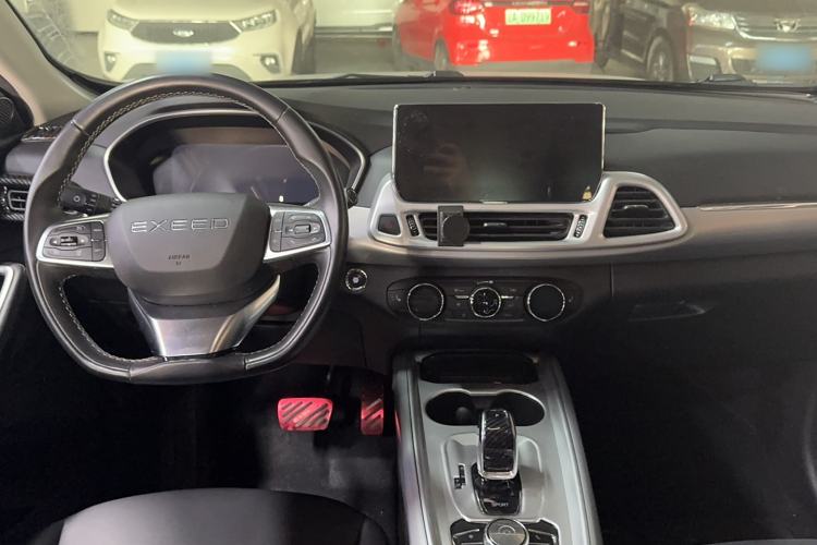 Used EXEED Lingyun 2019 1.6T Two-Wheel Drive Diamond Edition Interior 3