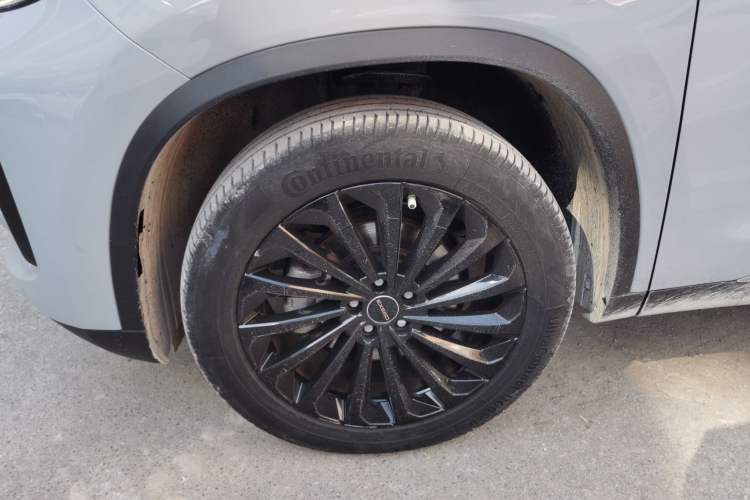 Used EXEED Lingyun 2023 300T Two-Wheel Drive Starry Edition Left Front Wheel Hub