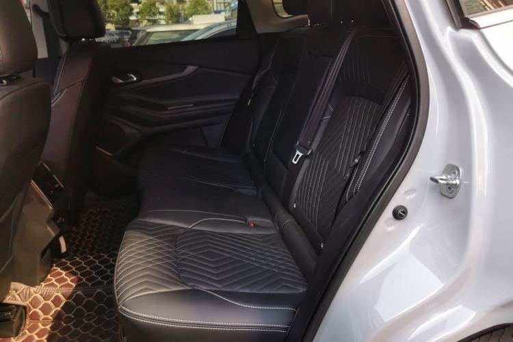 Used EXEED Lingyun 2023 300T Two-Wheel Drive Starry Edition Left Rear Seat