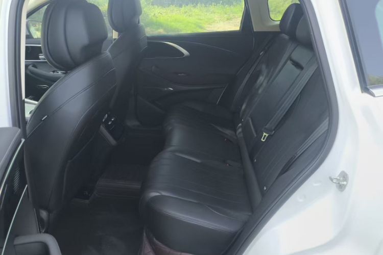 Used EXEED Lingyun 2024 300T Two-Wheel Drive Starlight Edition Interior 3