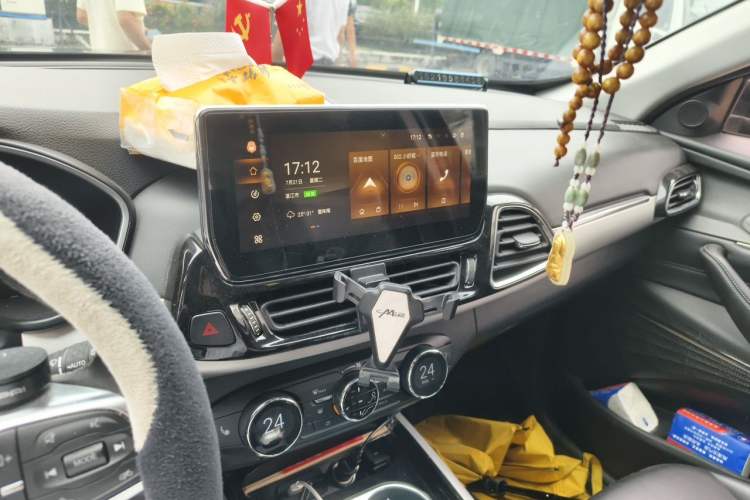 Used EXEED Lingyun 2019 1.6T Two-Wheel Drive Diamond Edition Audio And AC Panel