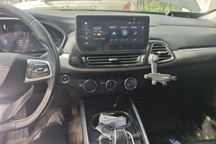 Used EXEED Lingyun 2019 1.6T Two-Wheel Drive Diamond Edition Audio And AC Panel