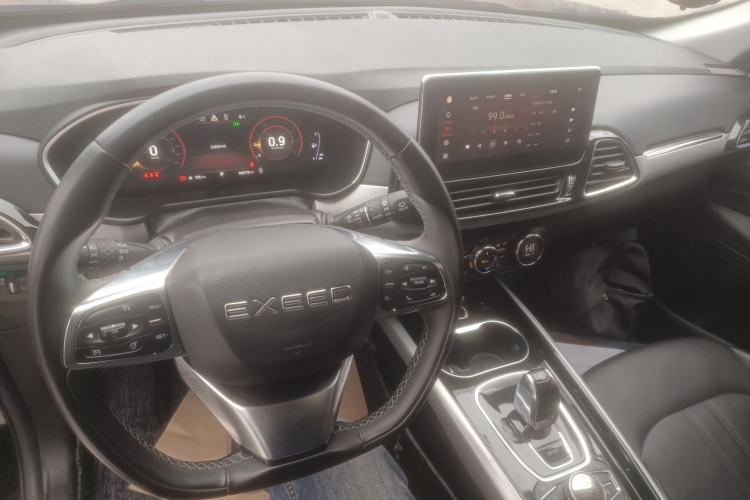 Used EXEED Lingyun 2019 1.6T Two-Wheel Drive Diamond Edition Center Console