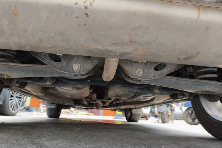 Used EXEED Lingyun 2019 1.6T Two-Wheel Drive Diamond Edition Chassis Rear