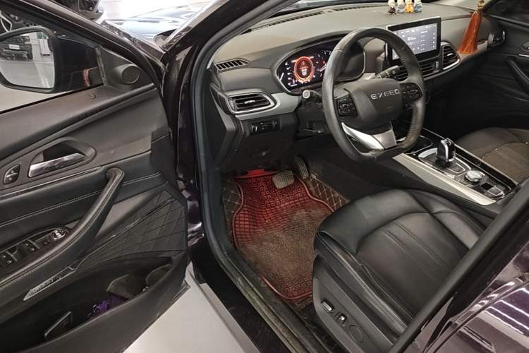 Used EXEED Lingyun 2019 1.6T Two-Wheel-Drive Platinum Edition Driver Seat