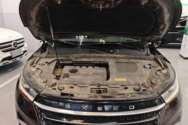Used EXEED Lingyun 2019 1.6T Two-Wheel-Drive Platinum Edition Engine Bay