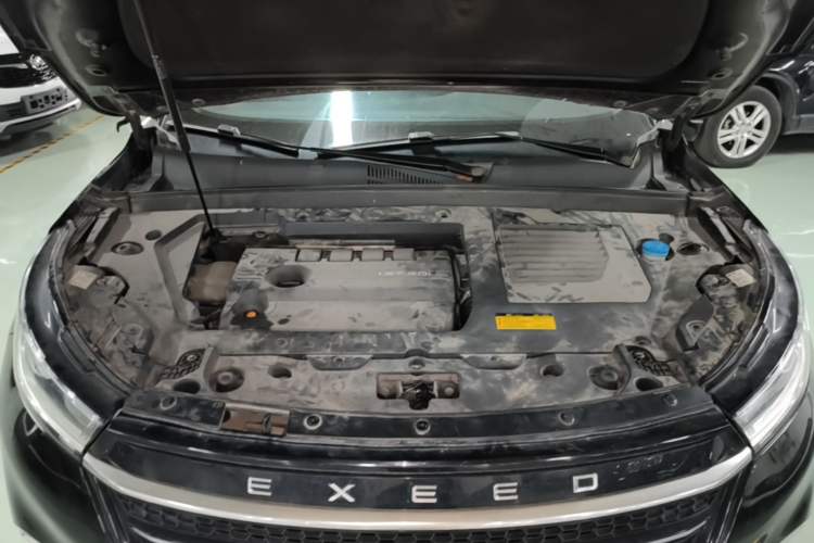 Used EXEED Lingyun 2019 1.6T Two-Wheel Drive Diamond Edition Engine Bay
