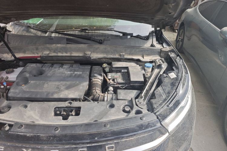 Used EXEED Lingyun 2019 1.6T Two-Wheel Drive Diamond Edition Engine Bay Left