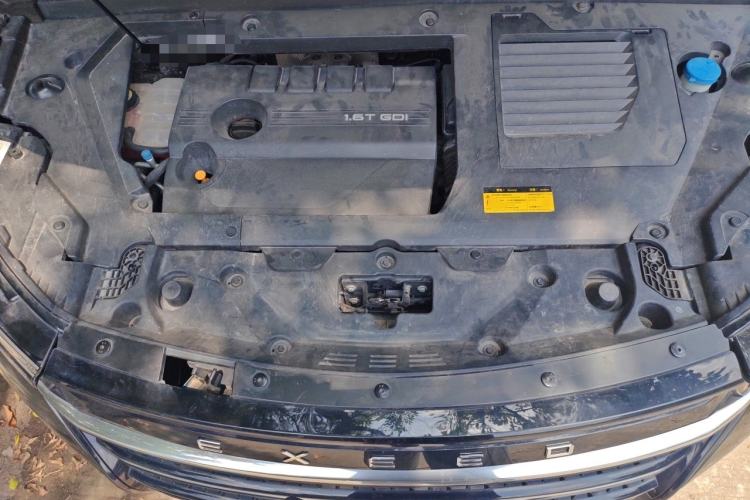 Used EXEED Lingyun 2019 1.6T Four-Wheel Drive Flagship Edition Engine Bay
