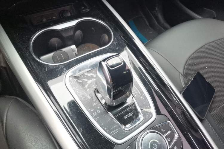 Used EXEED Lingyun 2019 1.6T Two-Wheel Drive Diamond Edition Gear Lever