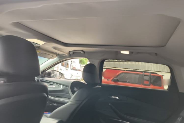 Used EXEED Lingyun 2019 1.6T Two-Wheel Drive Diamond Edition Headliner