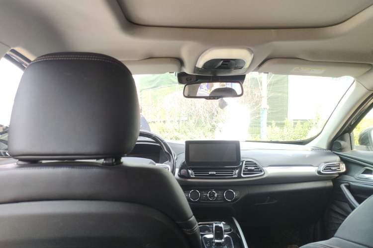 Used EXEED Lingyun 2019 1.6T Two-Wheel Drive Diamond Edition Headliner