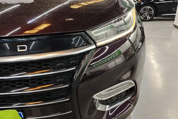 Used EXEED Lingyun 2019 1.6T Two-Wheel-Drive Platinum Edition Left Front Headlight