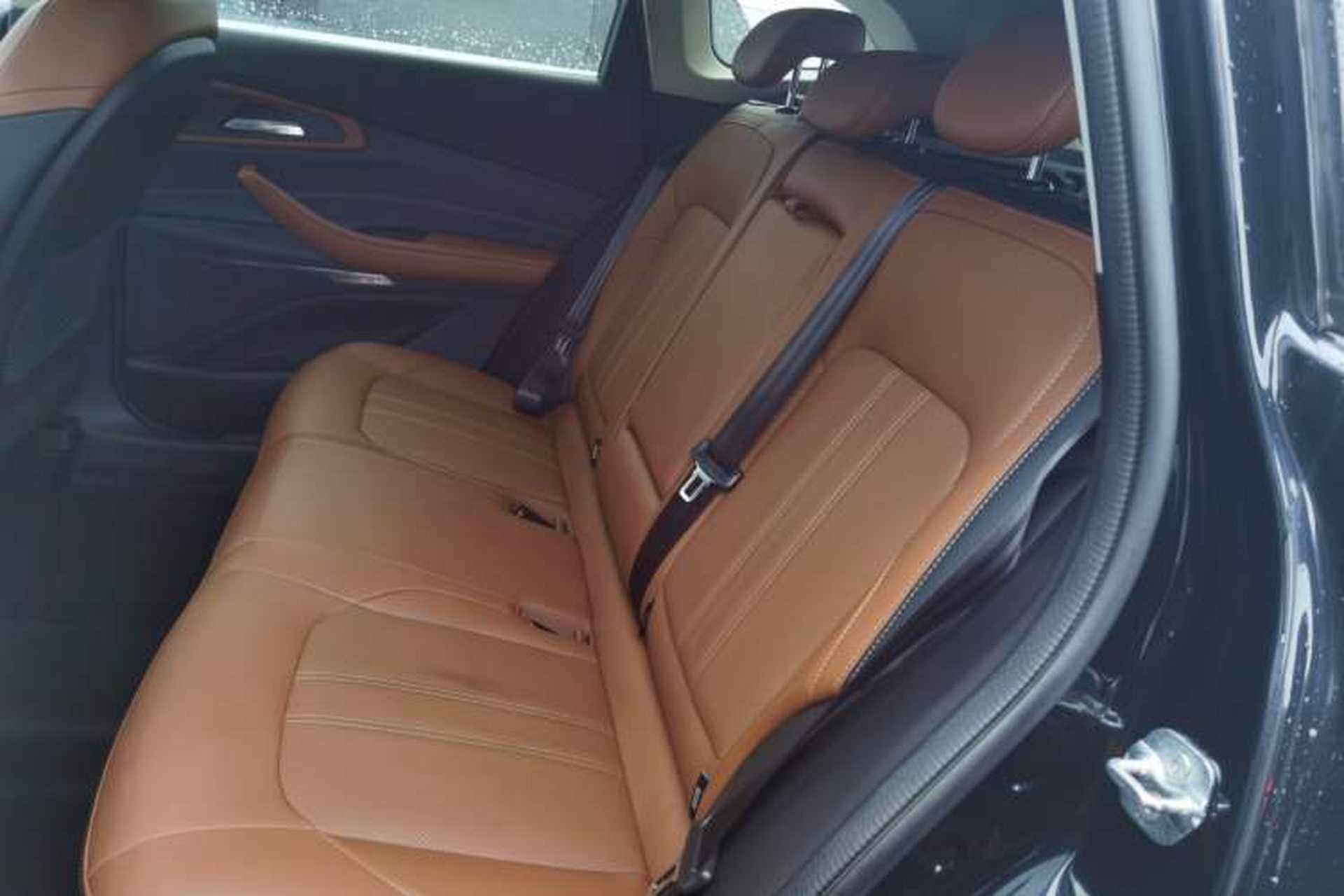 Used EXEED Lingyun 2019 1.6T Two-Wheel Drive Diamond Edition Left Rear Seat