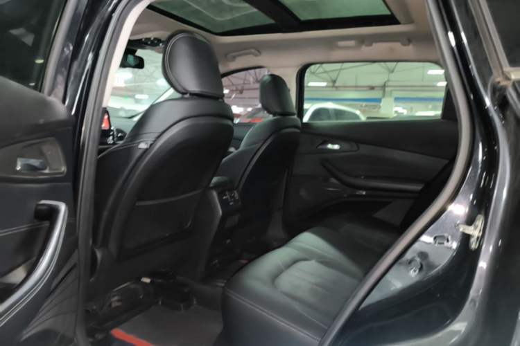 Used EXEED Lingyun 2019 1.6T Two-Wheel Drive Diamond Edition Left Rear Seat