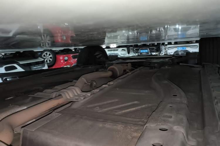 Used EXEED Lingyun 2019 1.6T Two-Wheel Drive Diamond Edition Left Side Sill