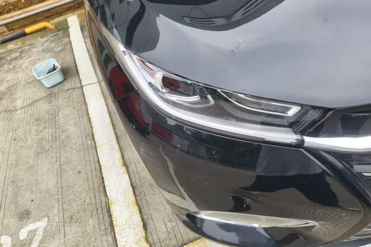 Used EXEED Lingyun 2019 1.6T Two-Wheel Drive Diamond Edition Right Front Headlight