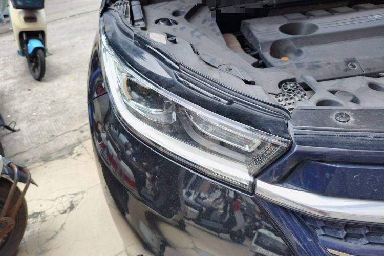 Used EXEED Lingyun 2019 1.6T Two-Wheel Drive Diamond Edition Right Front Headlight