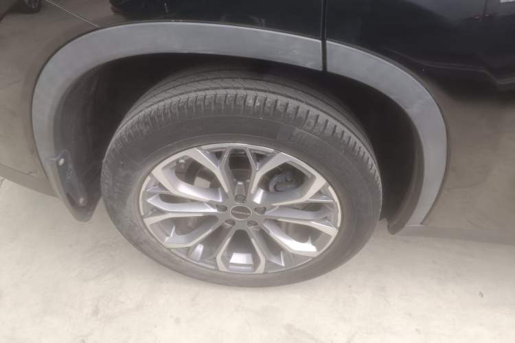 Used EXEED Lingyun 2019 1.6T Two-Wheel Drive Diamond Edition Right Rear Wheel Hub