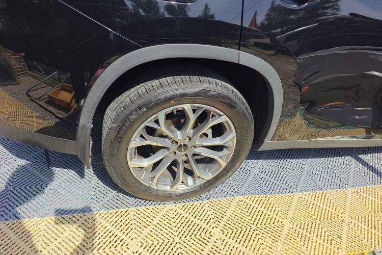 Used EXEED Lingyun 2019 1.6T Two-Wheel Drive Diamond Edition Right Rear Wheel Hub