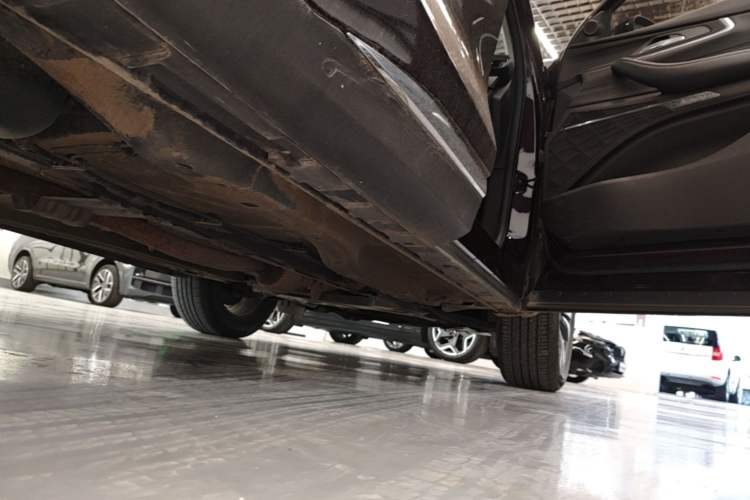 Used EXEED Lingyun 2019 1.6T Two-Wheel-Drive Platinum Edition Right Side Sill