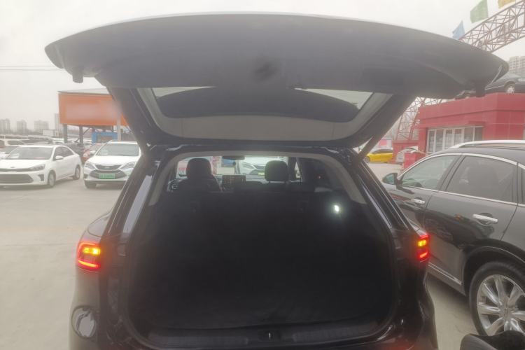 Used EXEED Lingyun 2019 1.6T Two-Wheel Drive Diamond Edition Trunk