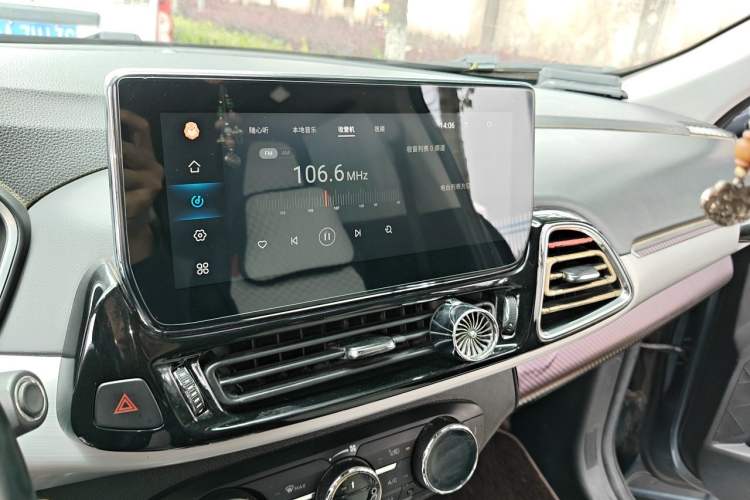 Used EXEED Lingyun 2019 1.6T Two-Wheel Drive Diamond Edition Audio And AC Panel