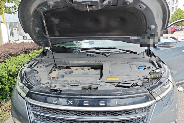 Used EXEED Lingyun 2019 1.6T Two-Wheel Drive Diamond Edition Engine Bay