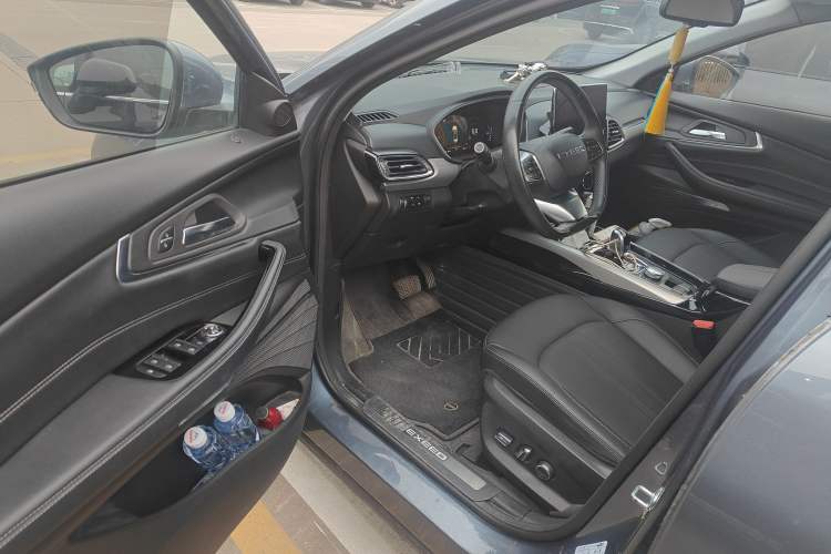 Used EXEED Lingyun 2019 1.6T Two-Wheel Drive Diamond Edition Interior 3