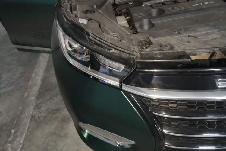 Used EXEED Lingyun 2019 1.6T Two-Wheel Drive Diamond Edition Right Front Headlight