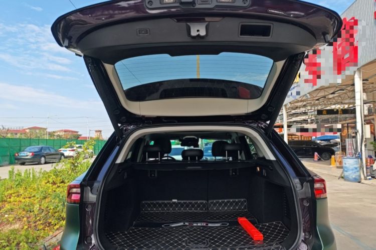 Used EXEED Lingyun 2019 1.6T Two-Wheel Drive Diamond Edition Trunk