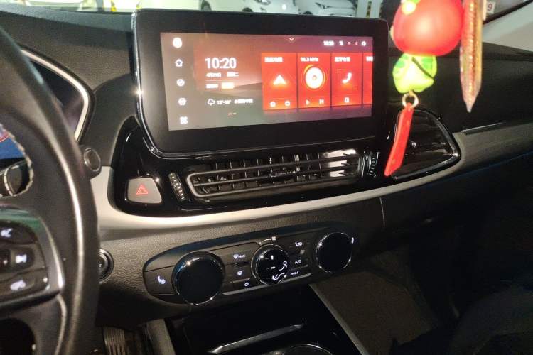 Used EXEED Lingyun 2019 1.6T Two-Wheel Drive Star曜 Edition Audio And AC Panel