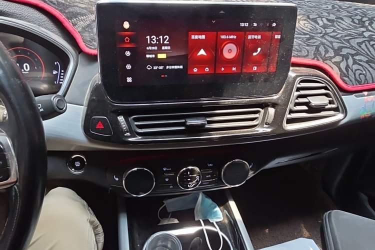 Used EXEED Lingyun 2019 1.6T Two-Wheel Drive Diamond Edition Audio And AC Panel