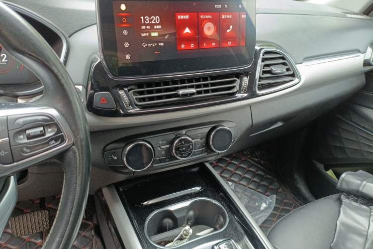 Used EXEED Lingyun 2019 1.6T Two-Wheel Drive Diamond Edition Audio And AC Panel